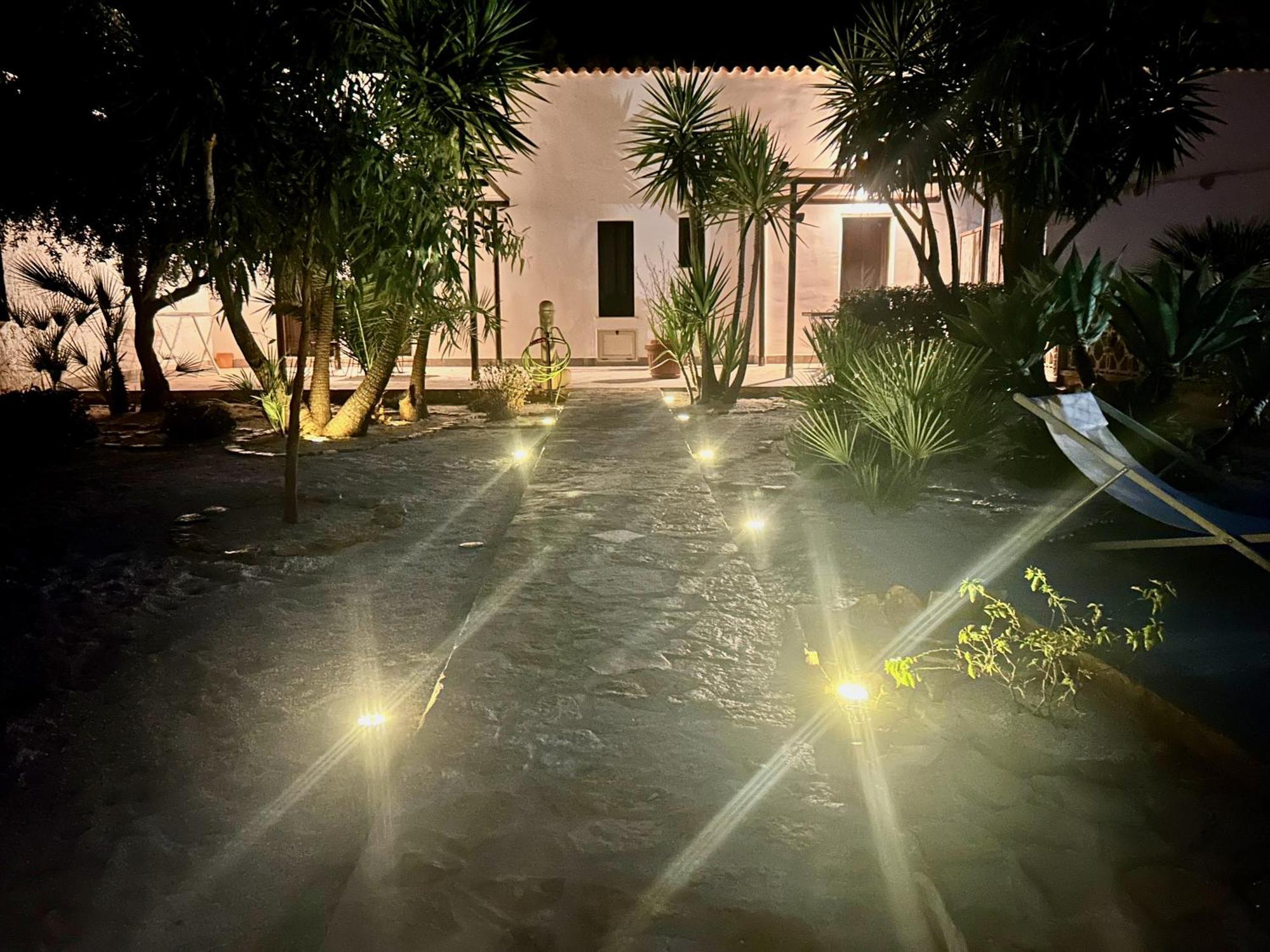 L'Oasi Una Pineta Sul Mare Custonaci Exterior foto