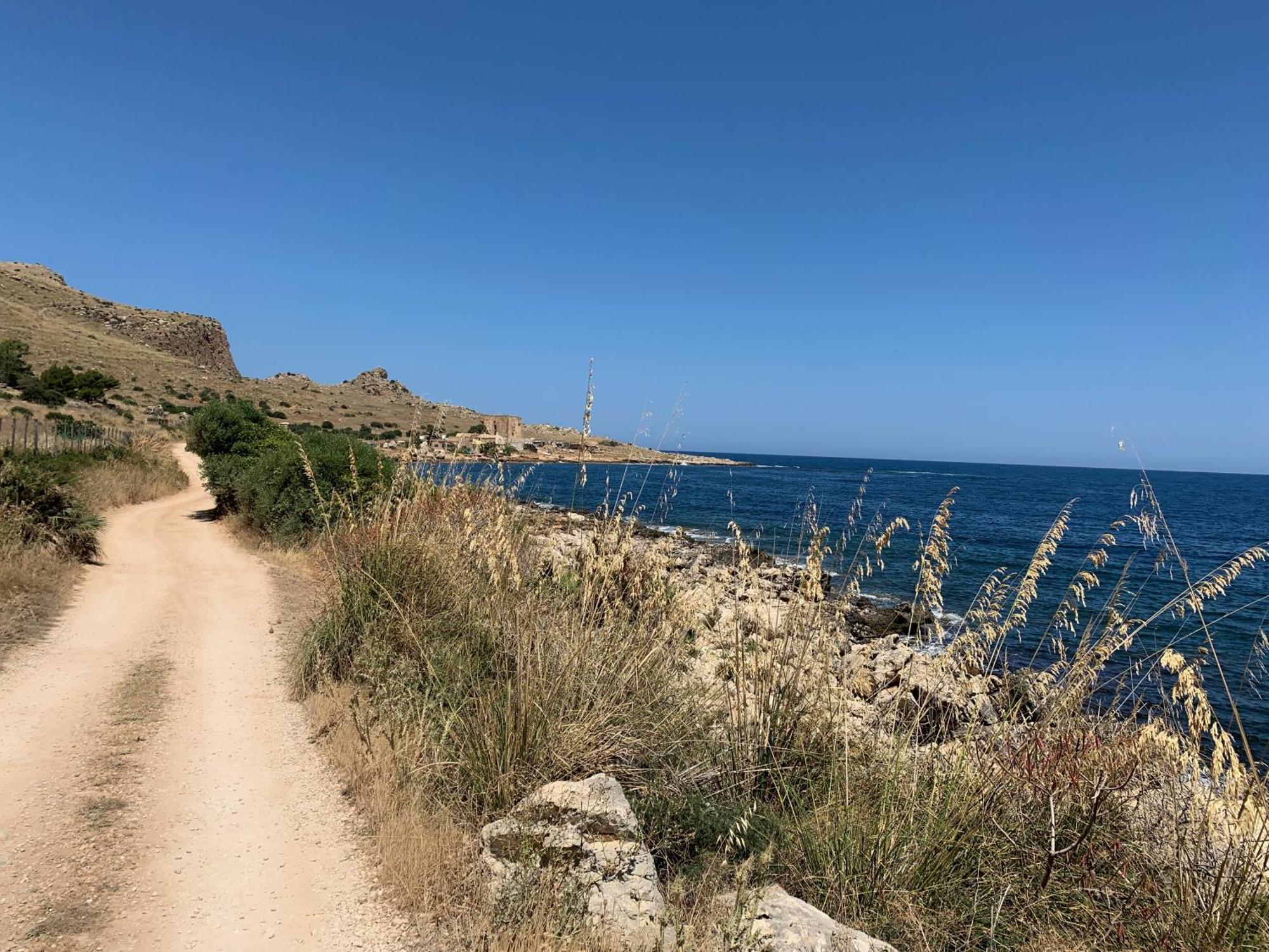 L'Oasi Una Pineta Sul Mare Custonaci Exterior foto